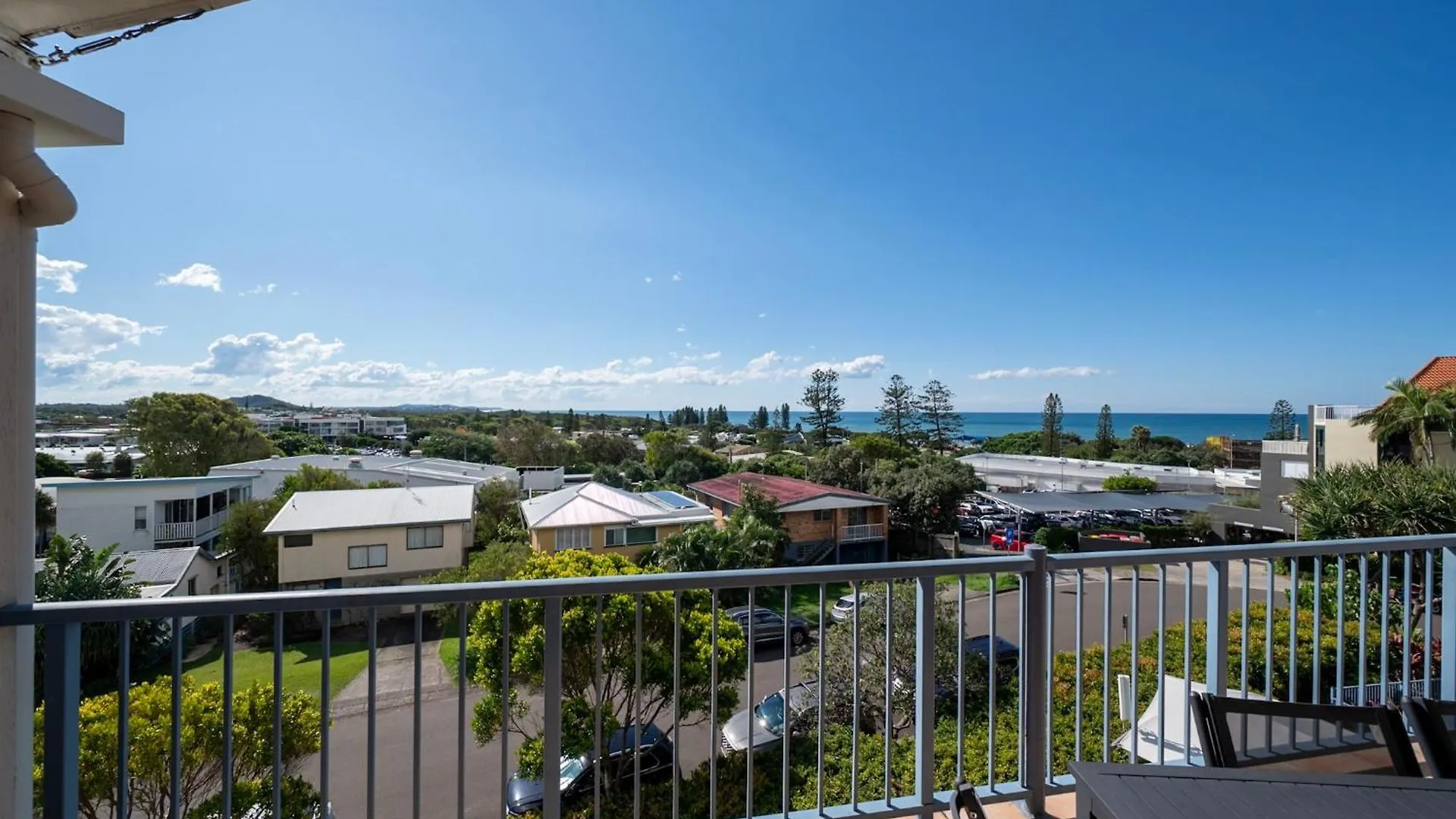 Endless Summer Resort Coolum Beach Australia